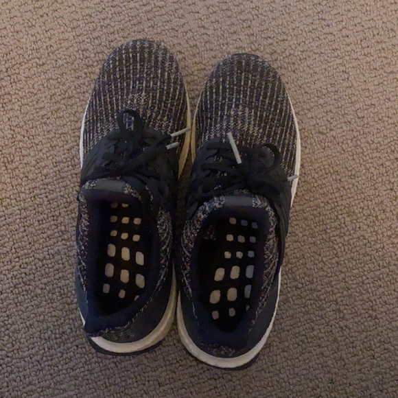 Very comfy kids shoes. - Picture 4 of 4